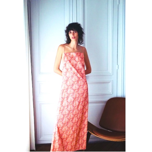 🆕✨ FLORAL 🌺 STRAPPY MAXI DRESS - Picture 3 of 6